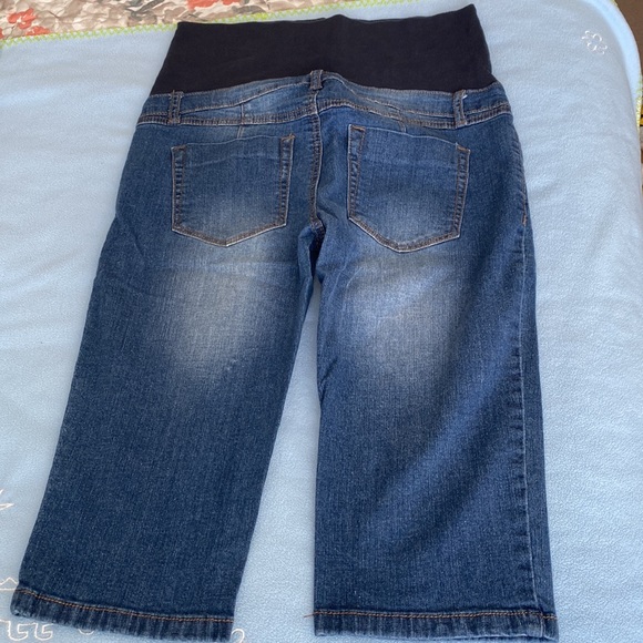 Thyme Maternity Cropped Jeans size S - Picture 7 of 15